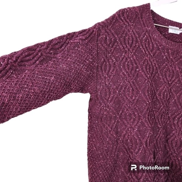 Time and Tru Sweater - Picture 3 of 6